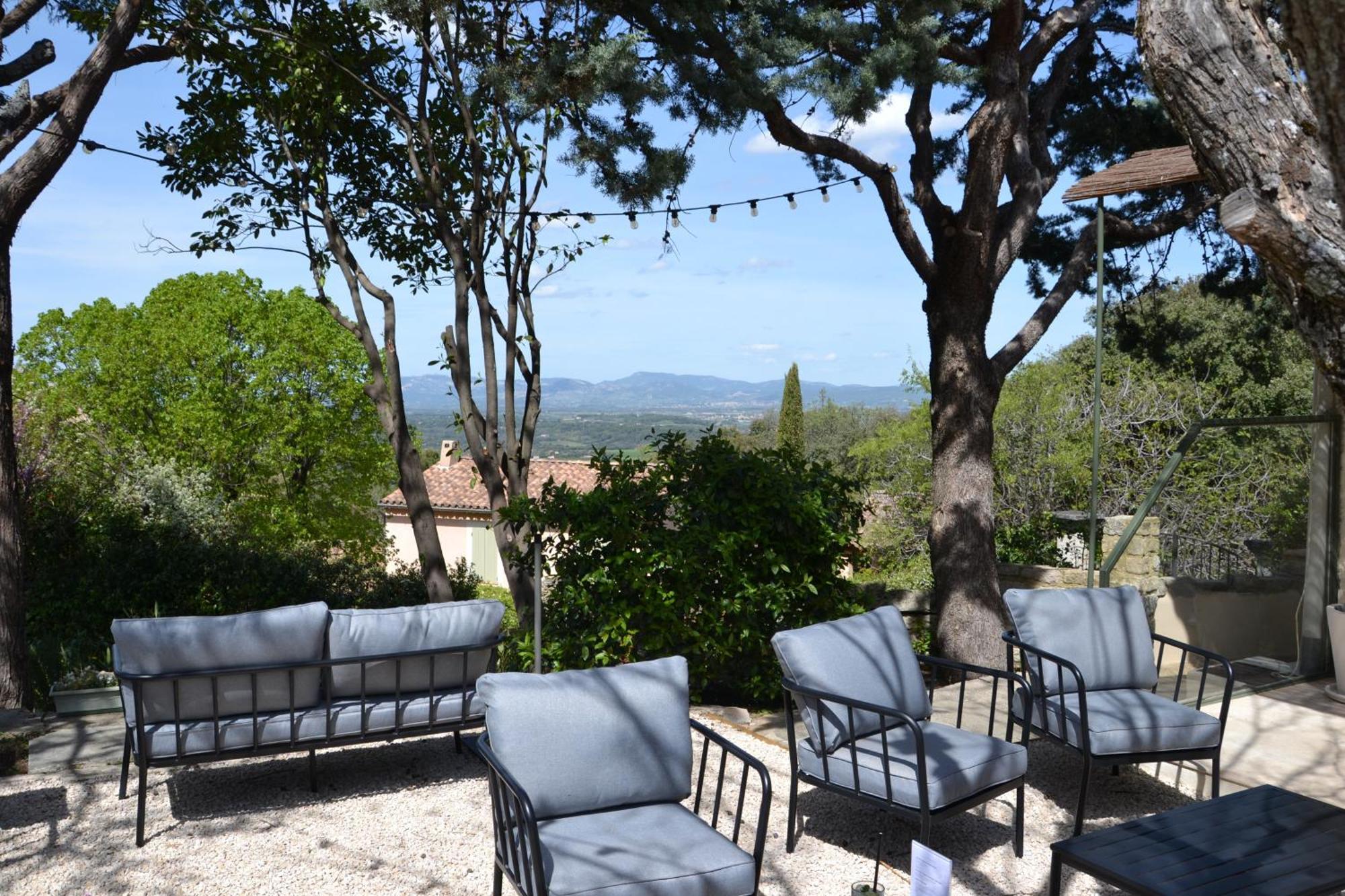 Hotel La Garrigue & Bar Piscine Венаск Экстерьер фото